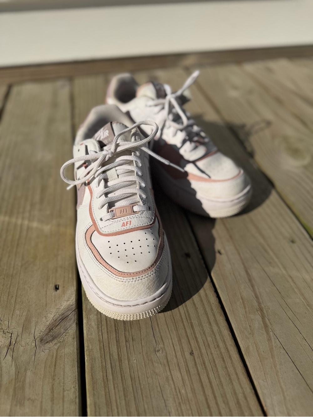 Pastel Nike Women’s Low-Top Sneakers - White with Pink and Lavender Accent
